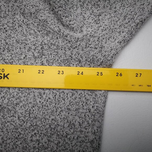 CCM Official Vintage Apparel Ladies Size 2XL Grey & Black V-neck Sweater - Picture 8 of 10